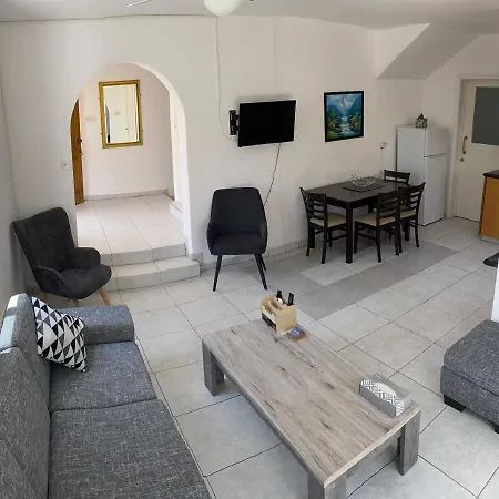 Paphos With Private Pool Apartment Mesoyi
