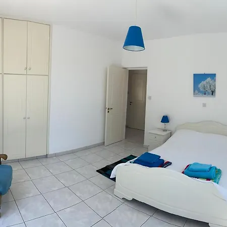 Paphos With Private Pool Apartman